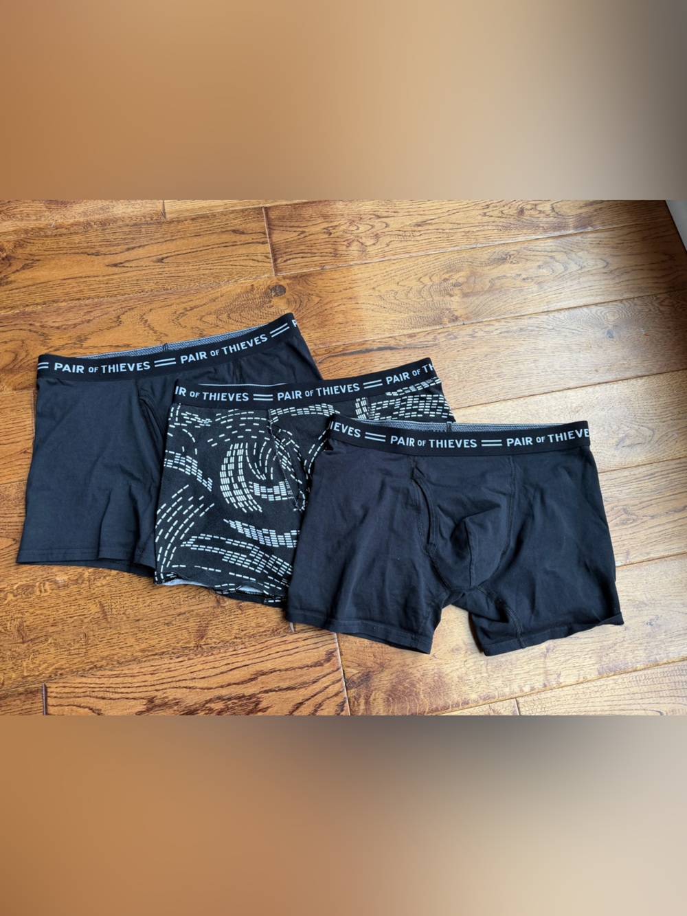 3 Pair of Thieves Mens Boxer Briefs medium, never worn, tags removed
& washed